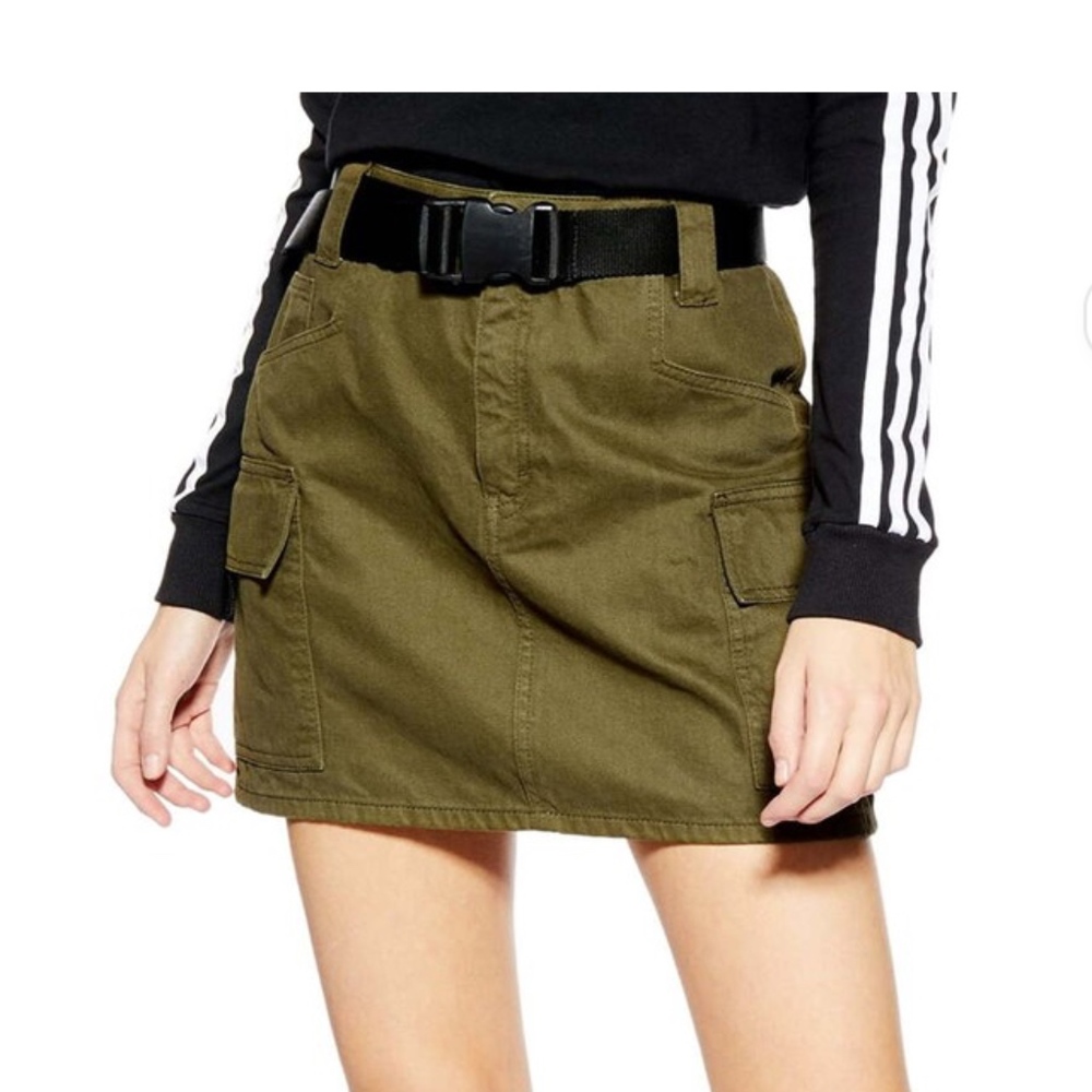Top Shop Utility Skirt with Belt!